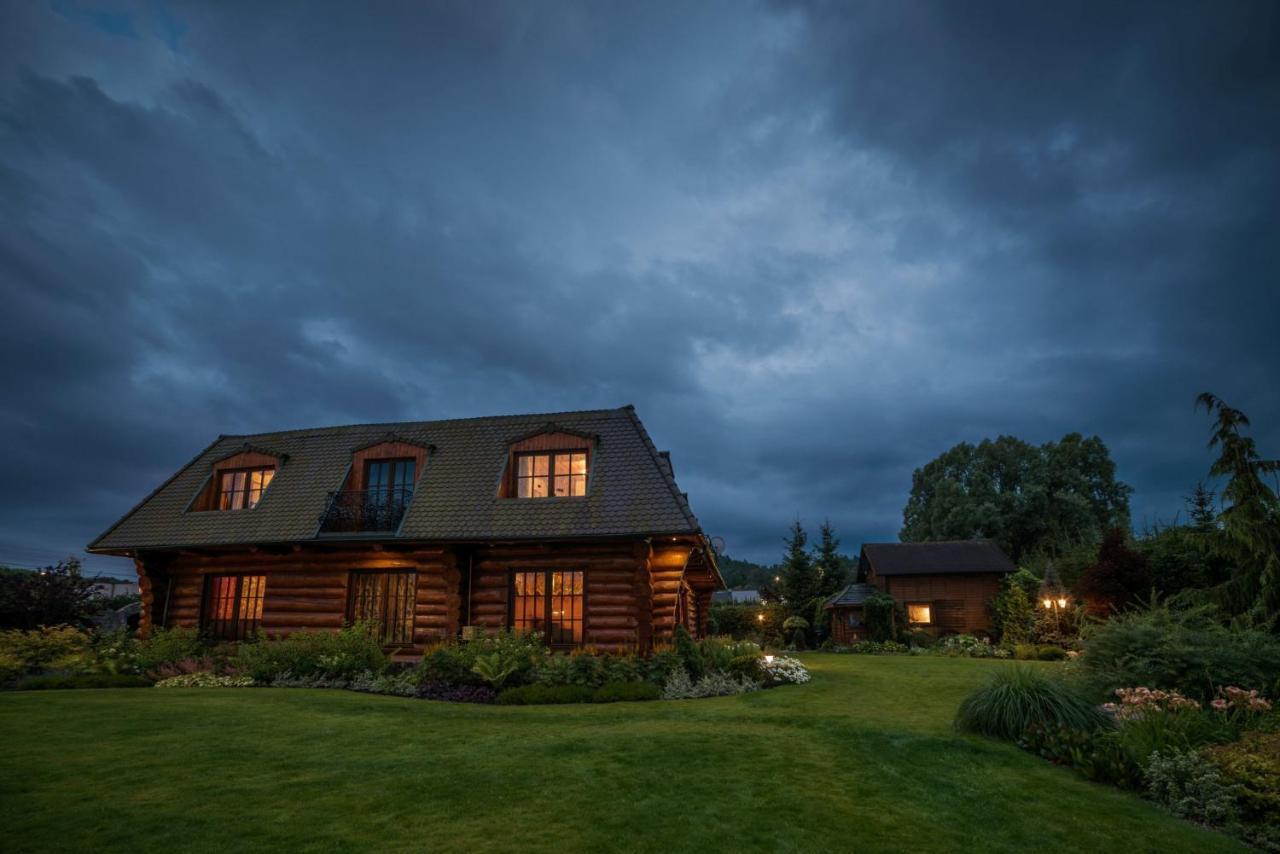 Retrohouse - Wypoczynek Dla Doroslych, B&B เรดา ภายนอก รูปภาพ