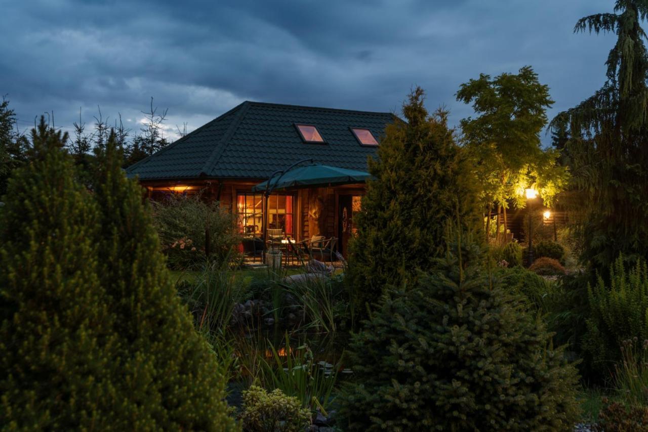 Retrohouse - Wypoczynek Dla Doroslych, B&B เรดา ภายนอก รูปภาพ