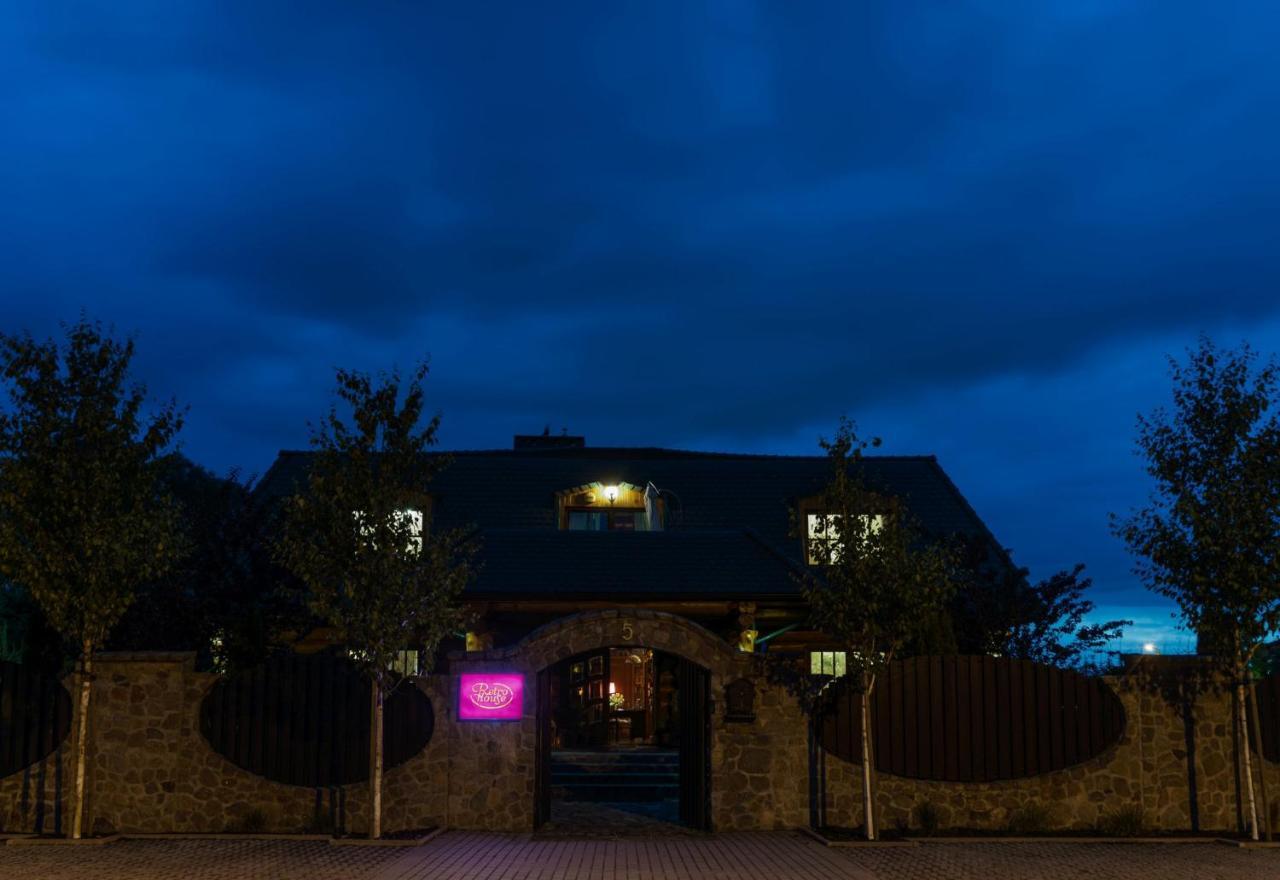 Retrohouse - Wypoczynek Dla Doroslych, B&B เรดา ภายนอก รูปภาพ