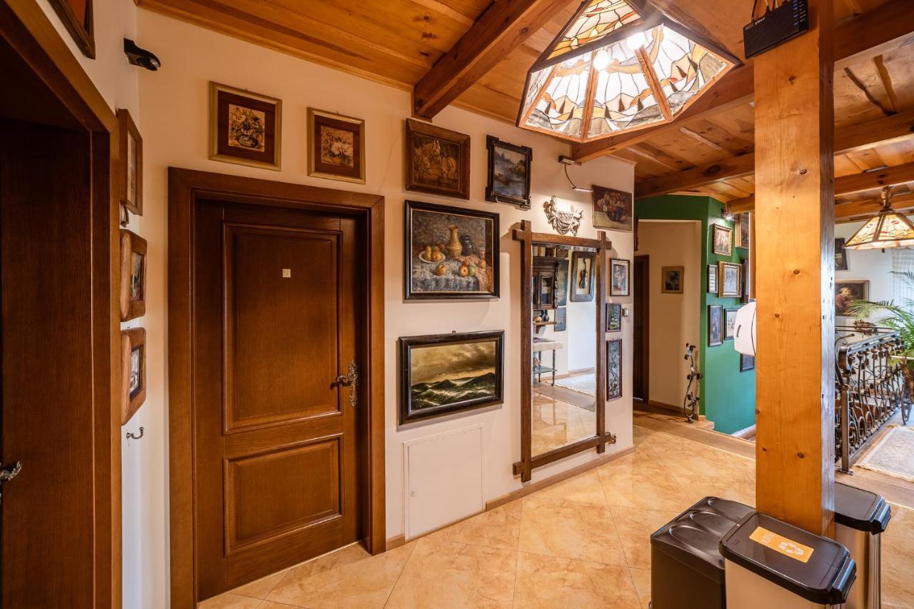 Retrohouse - Wypoczynek Dla Doroslych, B&B เรดา ภายนอก รูปภาพ