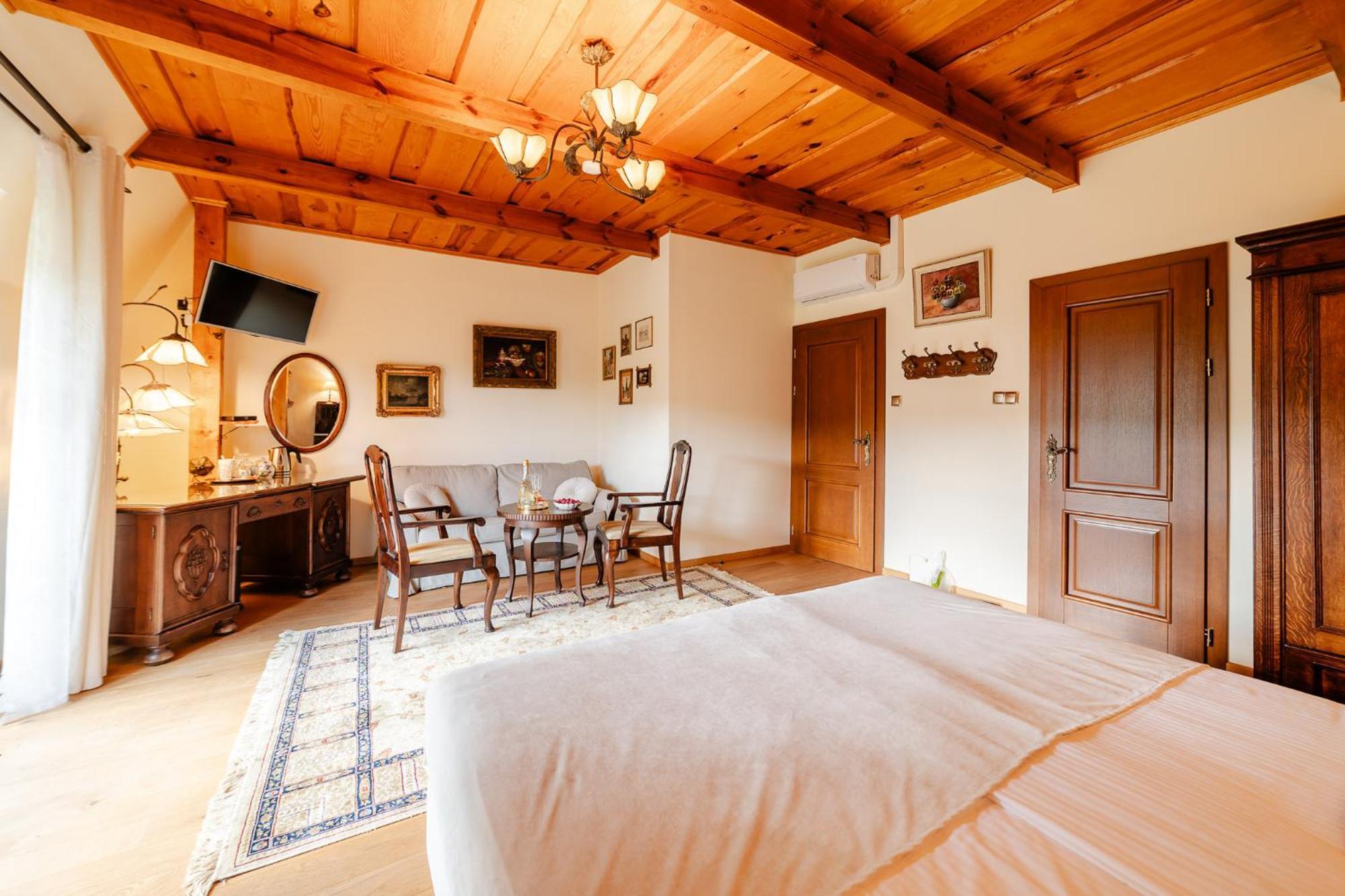 Retrohouse - Wypoczynek Dla Doroslych, B&B เรดา ภายนอก รูปภาพ