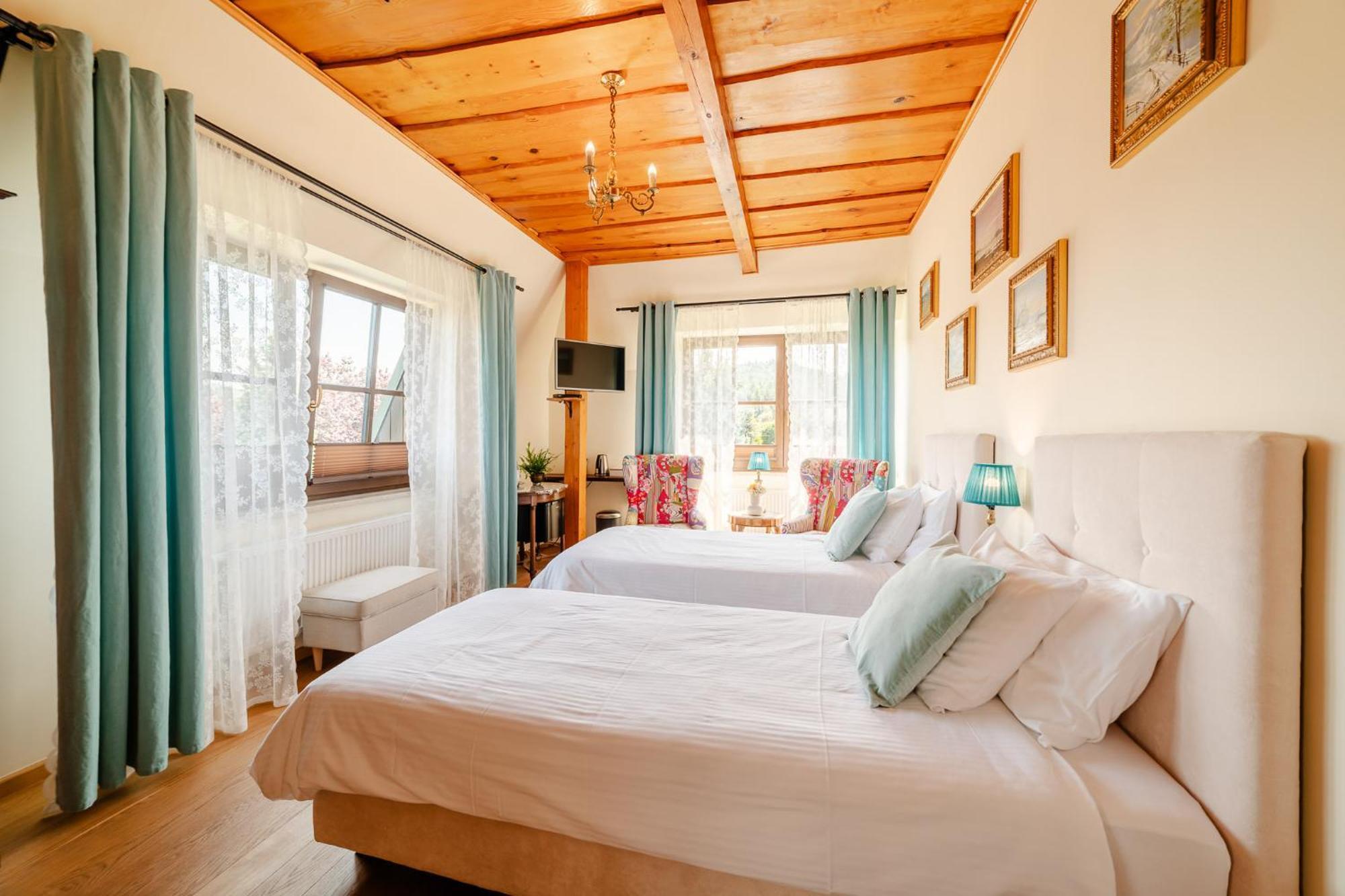 Retrohouse - Wypoczynek Dla Doroslych, B&B เรดา ภายนอก รูปภาพ